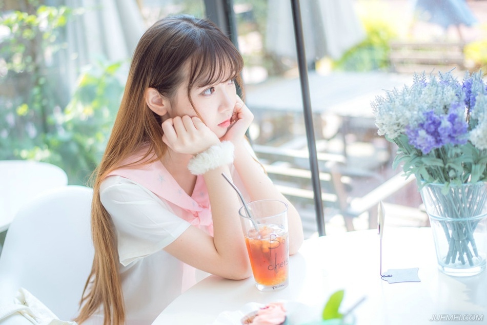 命运给你一个较低的起点，是想让你用你的一生去奋斗出一个绝地反击的故事。这个故事关于独立，关于梦想，关于勇气，关于坚忍。